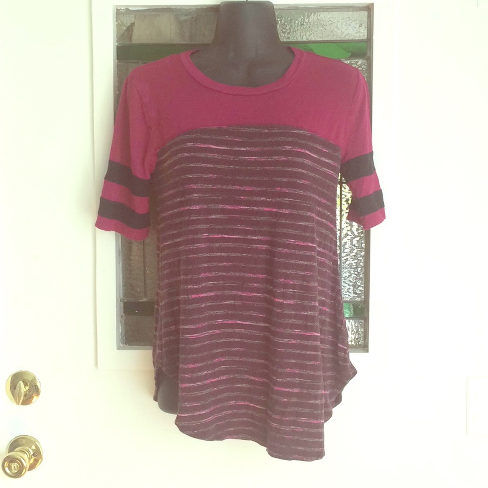 Shirt 👚 xs loose fitting